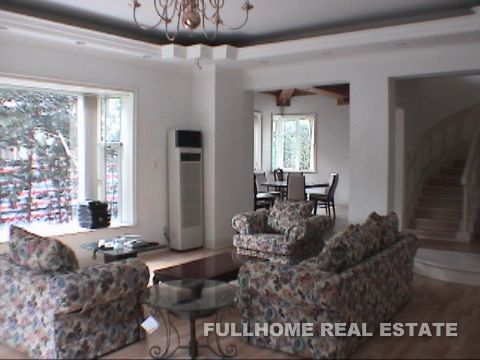 Western Suburban Garden - 5 bedroom apartment in Shanghai, Qingpu, Suburb